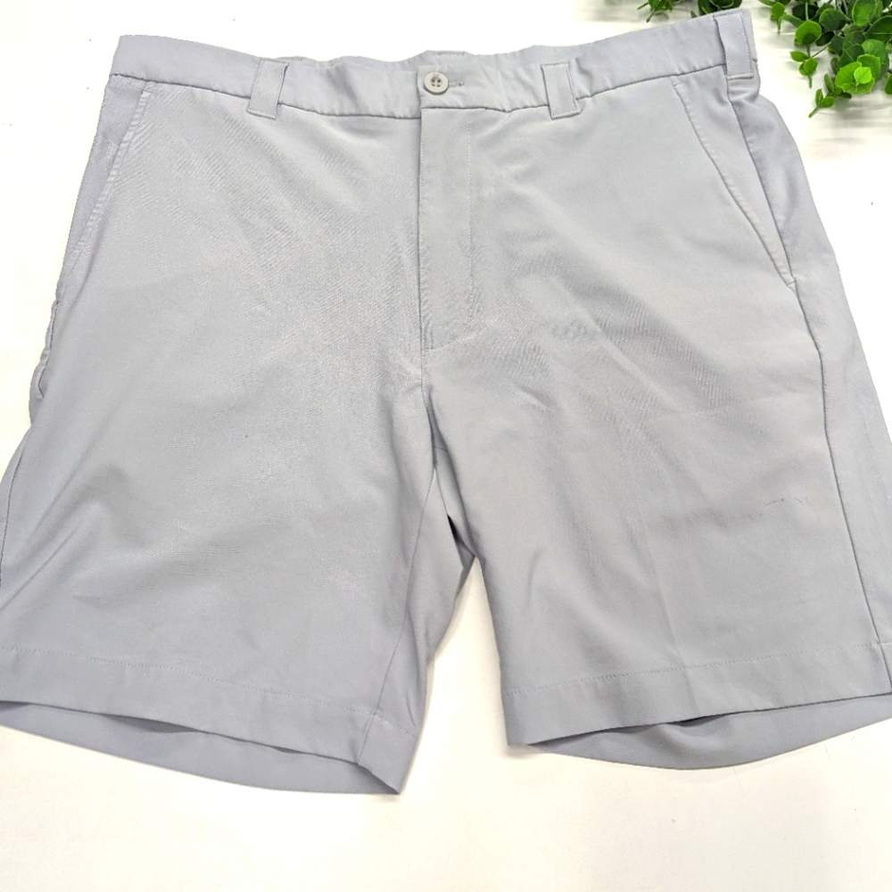 5/$25 Roundtree & Yorke:: Performance Flat Front Shorts